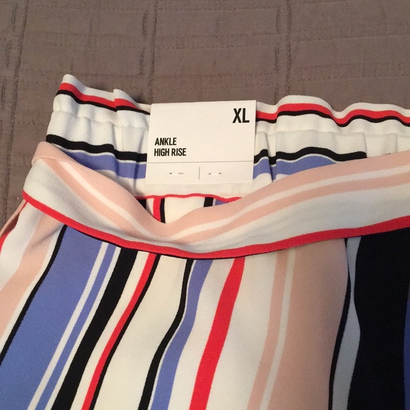 Express Ankle High Rise Pants - Picture 3 of 8